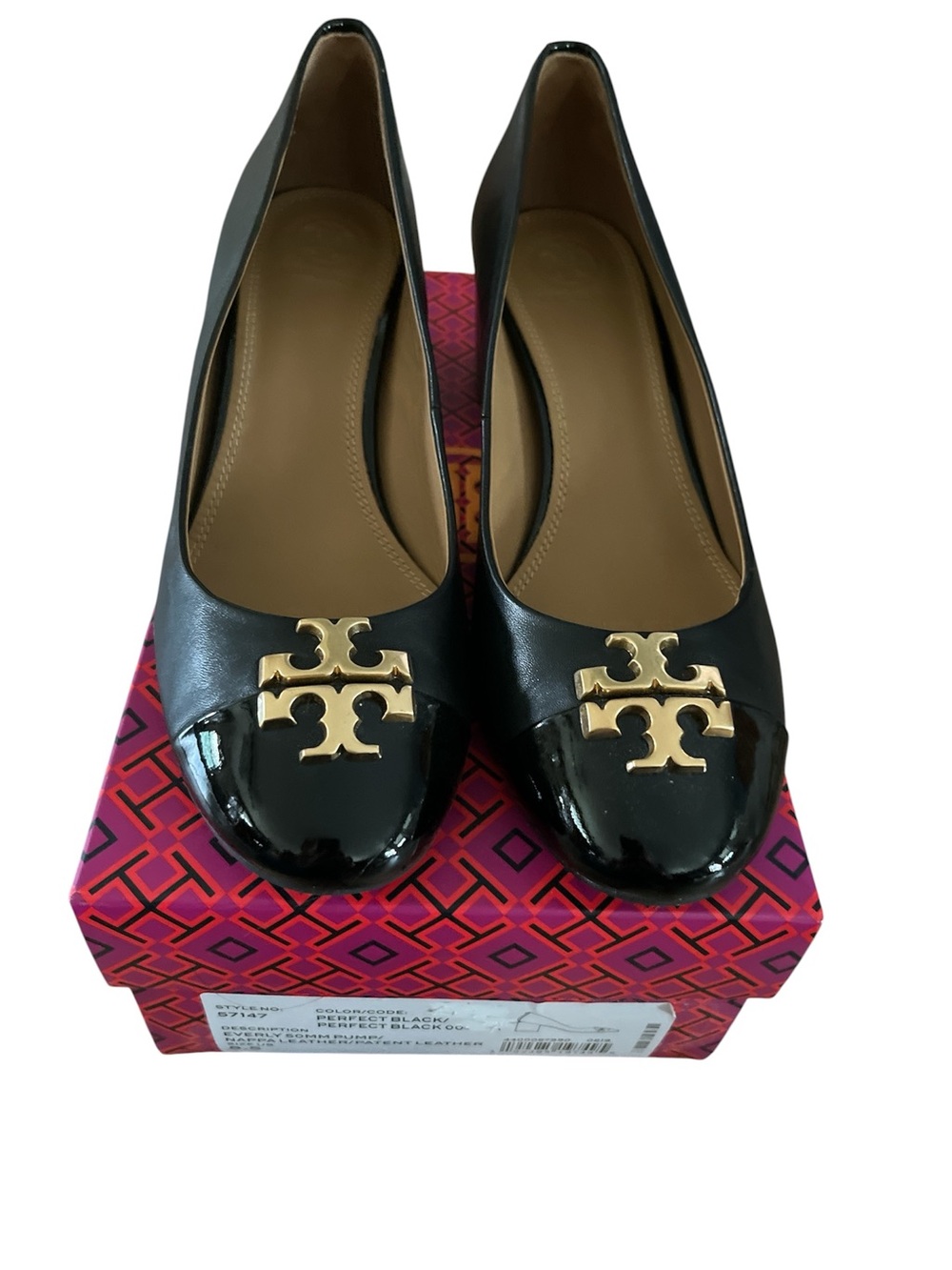 Tory Burch Designer Everly Cap Toe Leather Black Gold Logo Block Heel Pump 8.5